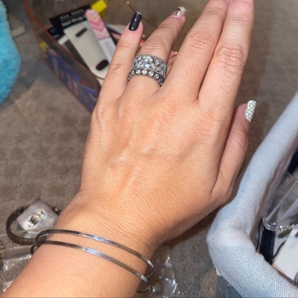 Bundle of 2 authentic Pandora rings - Picture 2 of 3